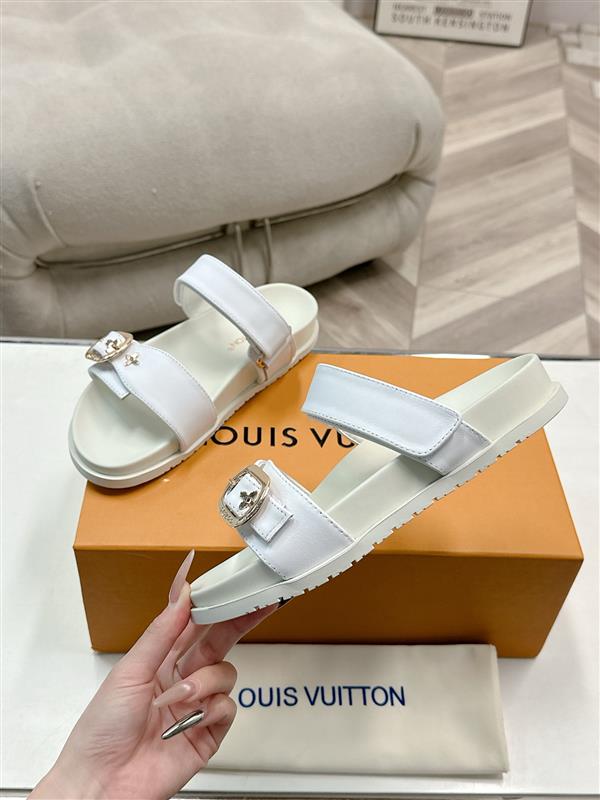 20251128184536196 200